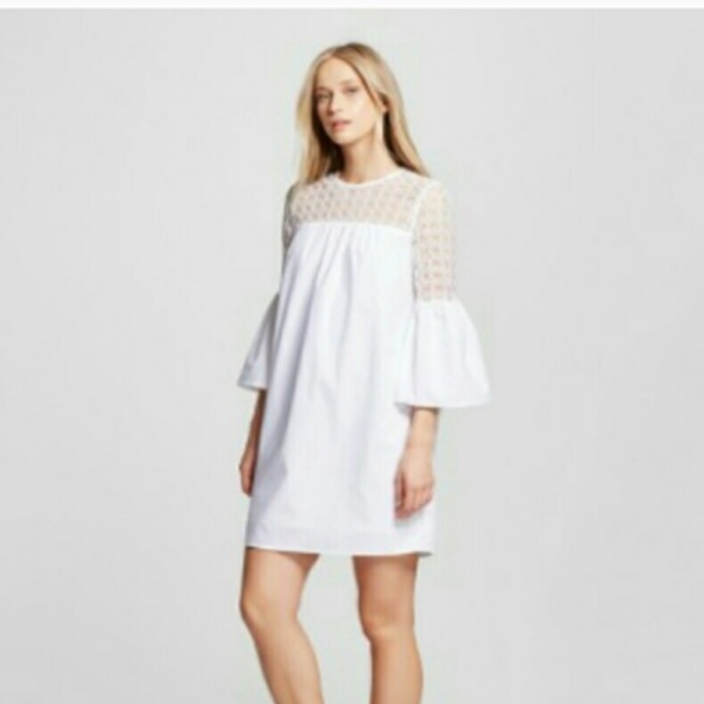 Lacy bell sleeve dress